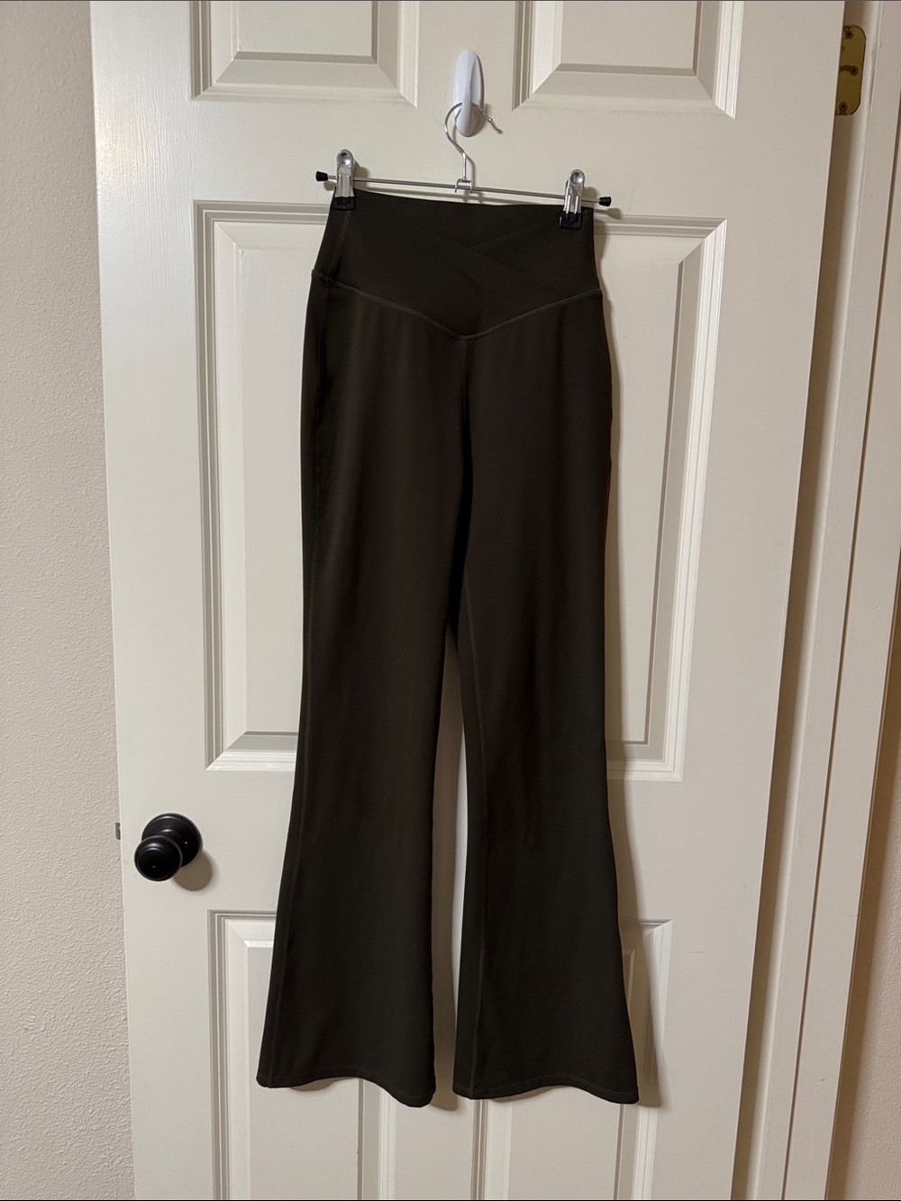 HALARA Olive Green Flare Yoga Pants